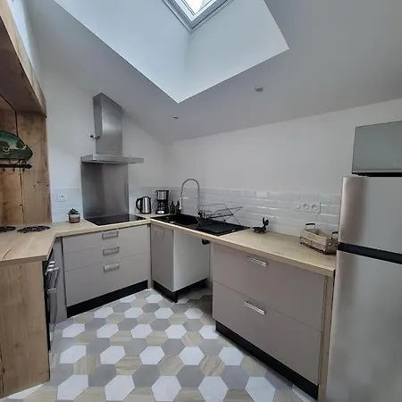 فندق Logis La Cabanelle Athee (Mayenne)