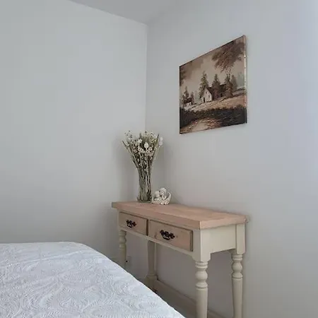 Logis La Cabanelle فندق 3*